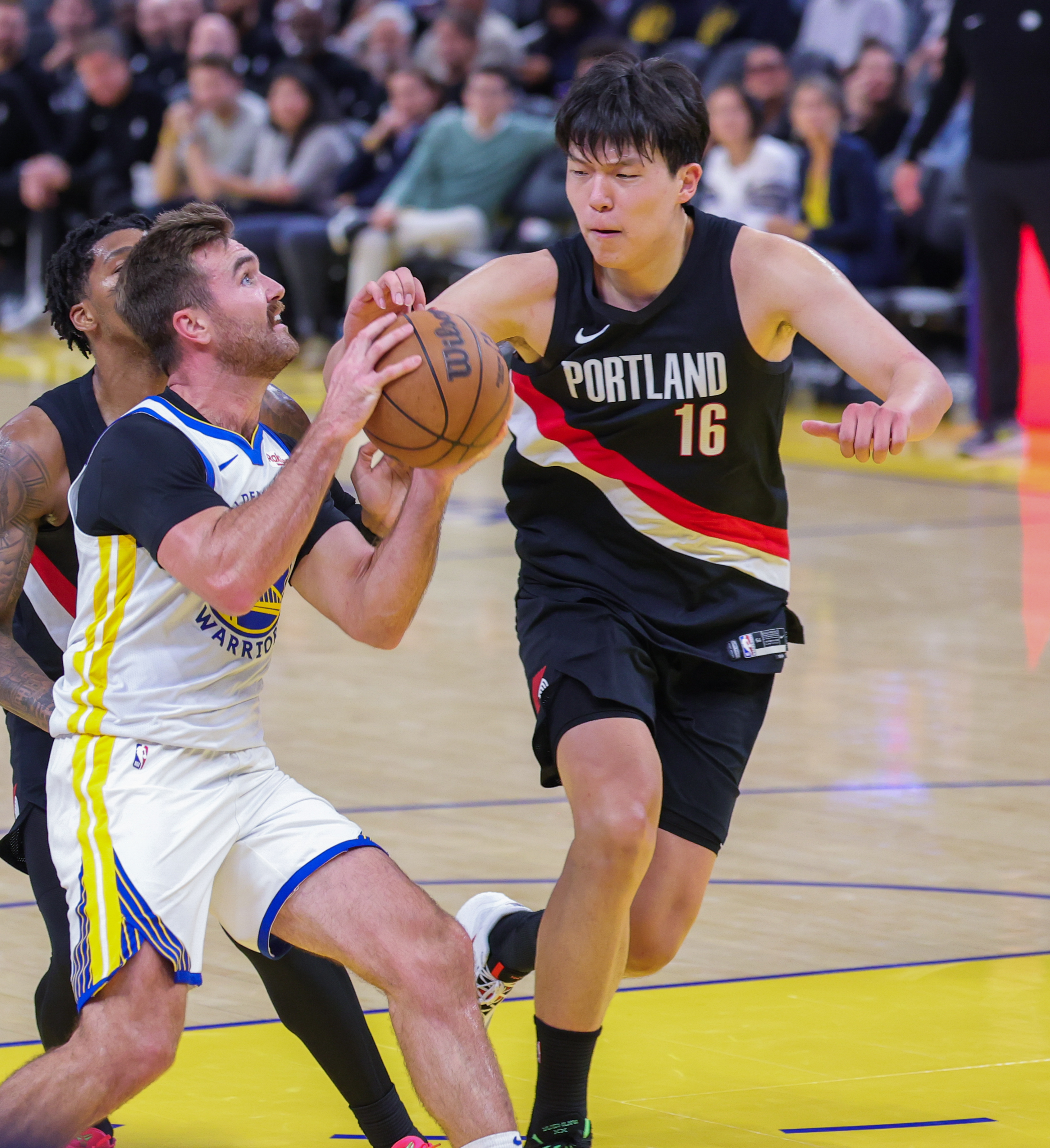 九游网页版入口-关键时刻NBA总决赛传出新动向;金州勇士再遭质疑;管理层表态——信心回归;年轻球员得到机会的简单介绍